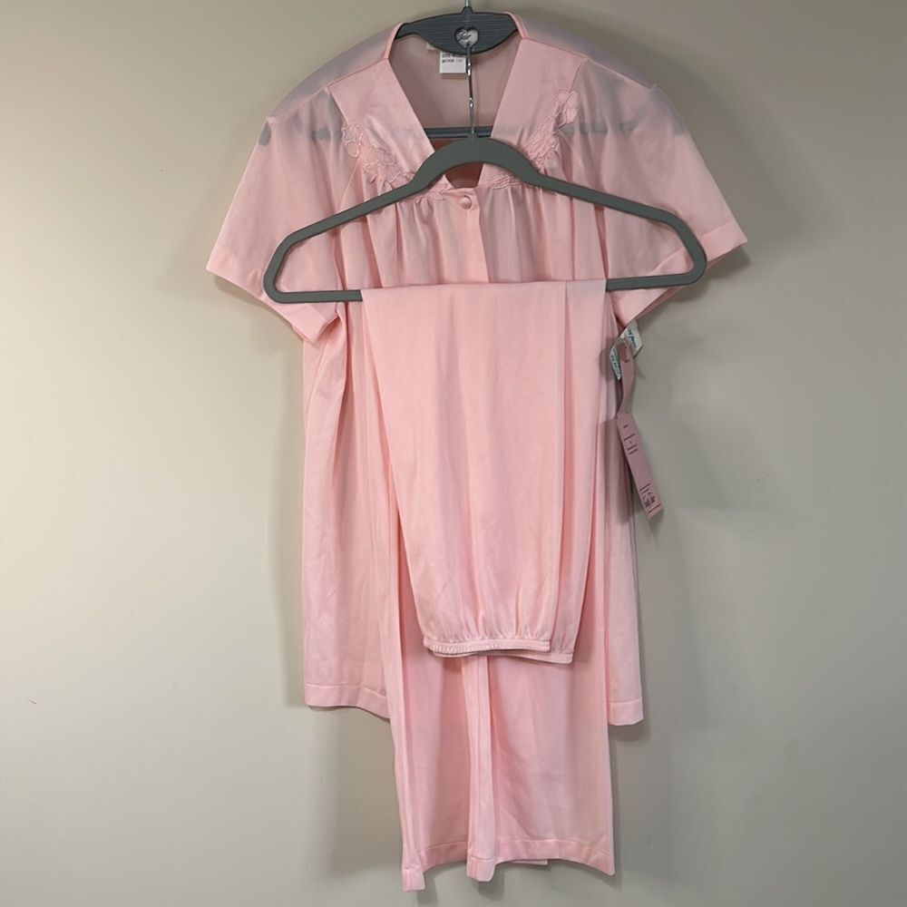 NWT Vintage Vanity Fair Pajama set